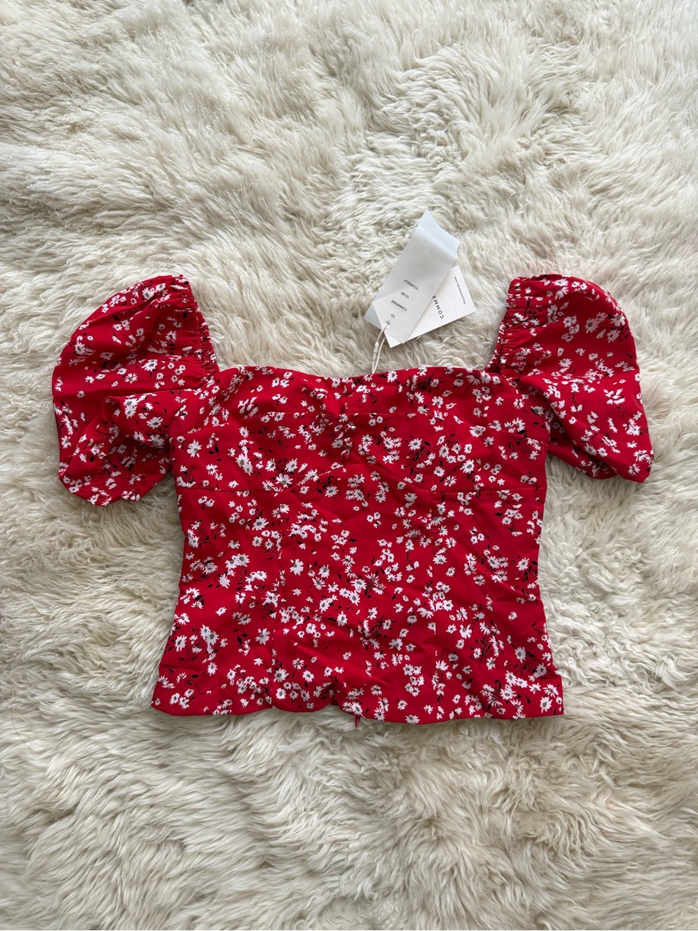 Commense Red Floral Puff-Sleeve Women’s Top